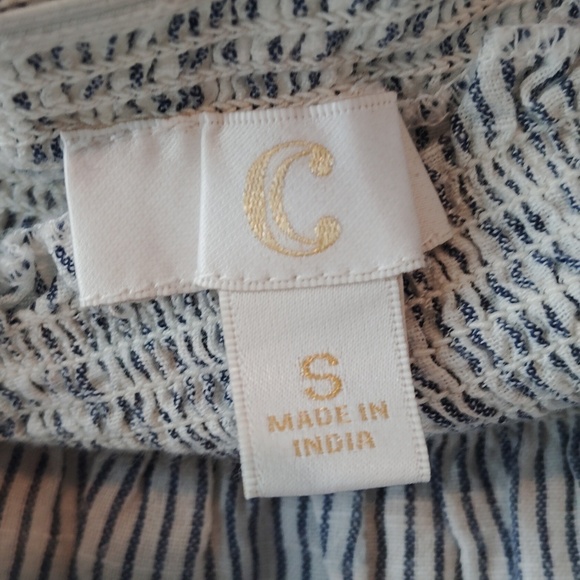 C Striped Off-Shoulder Blouse - Picture 3 of 5